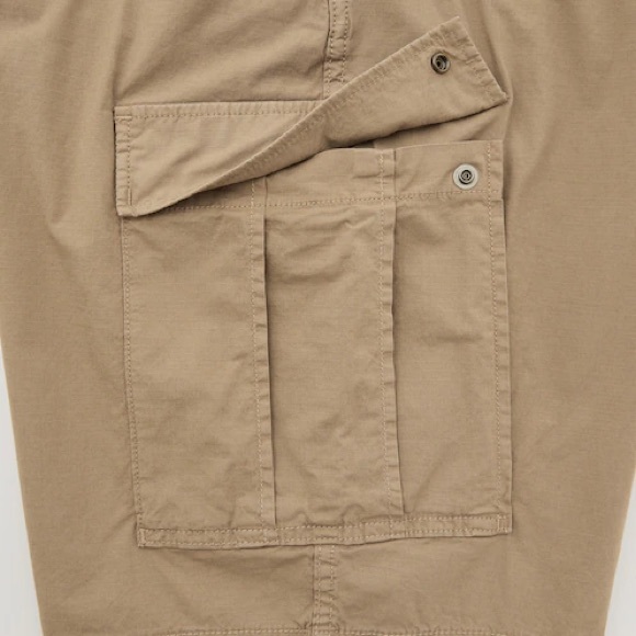 Uniqlo Cargo Shorts - Khaki - Large - Picture 7 of 7